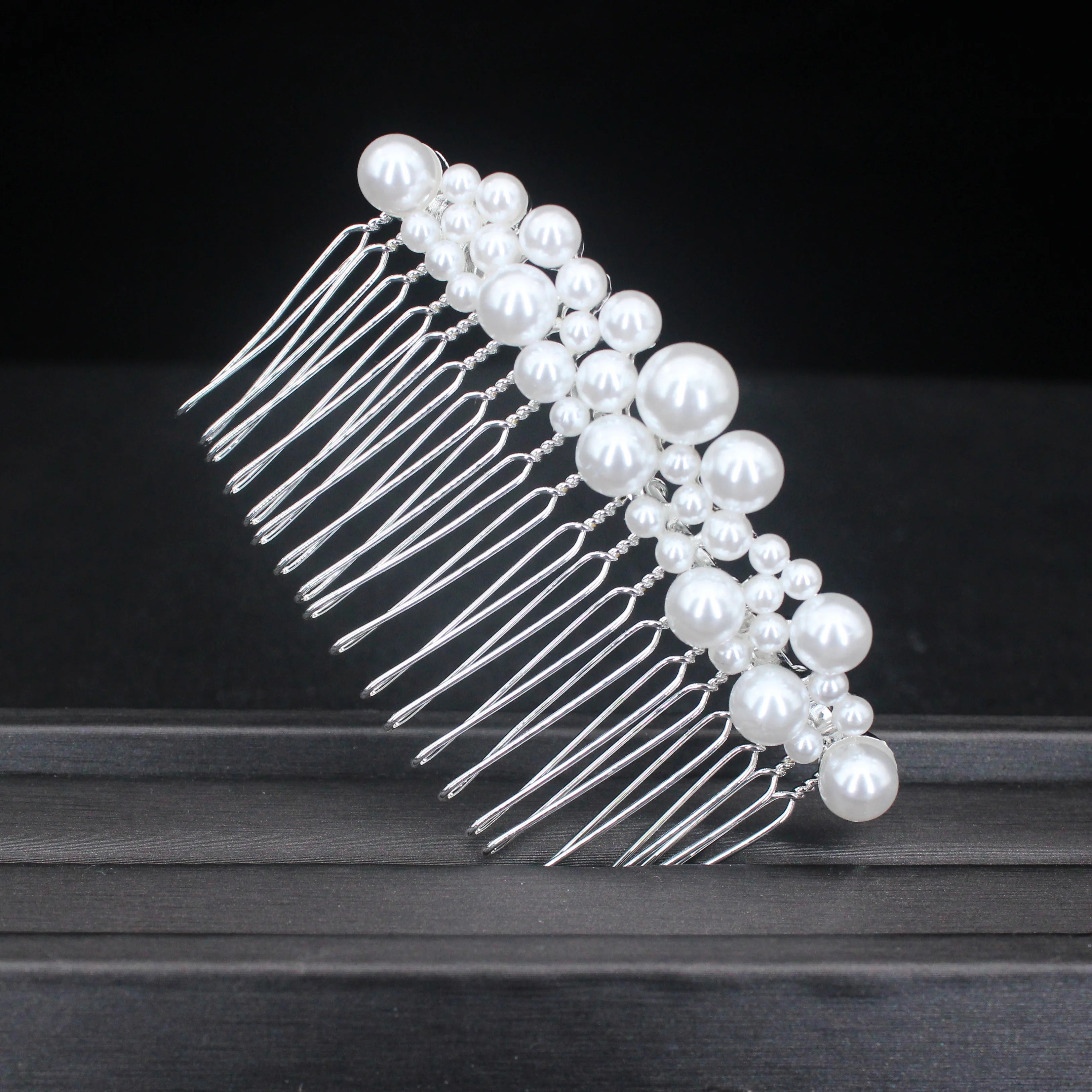 Vintage Fashion Alloy Retro Butterfly Hair Combs Ancient Style Tiara Bohemia Bride Hair Comb Headdress Hair Jewelry Accessories