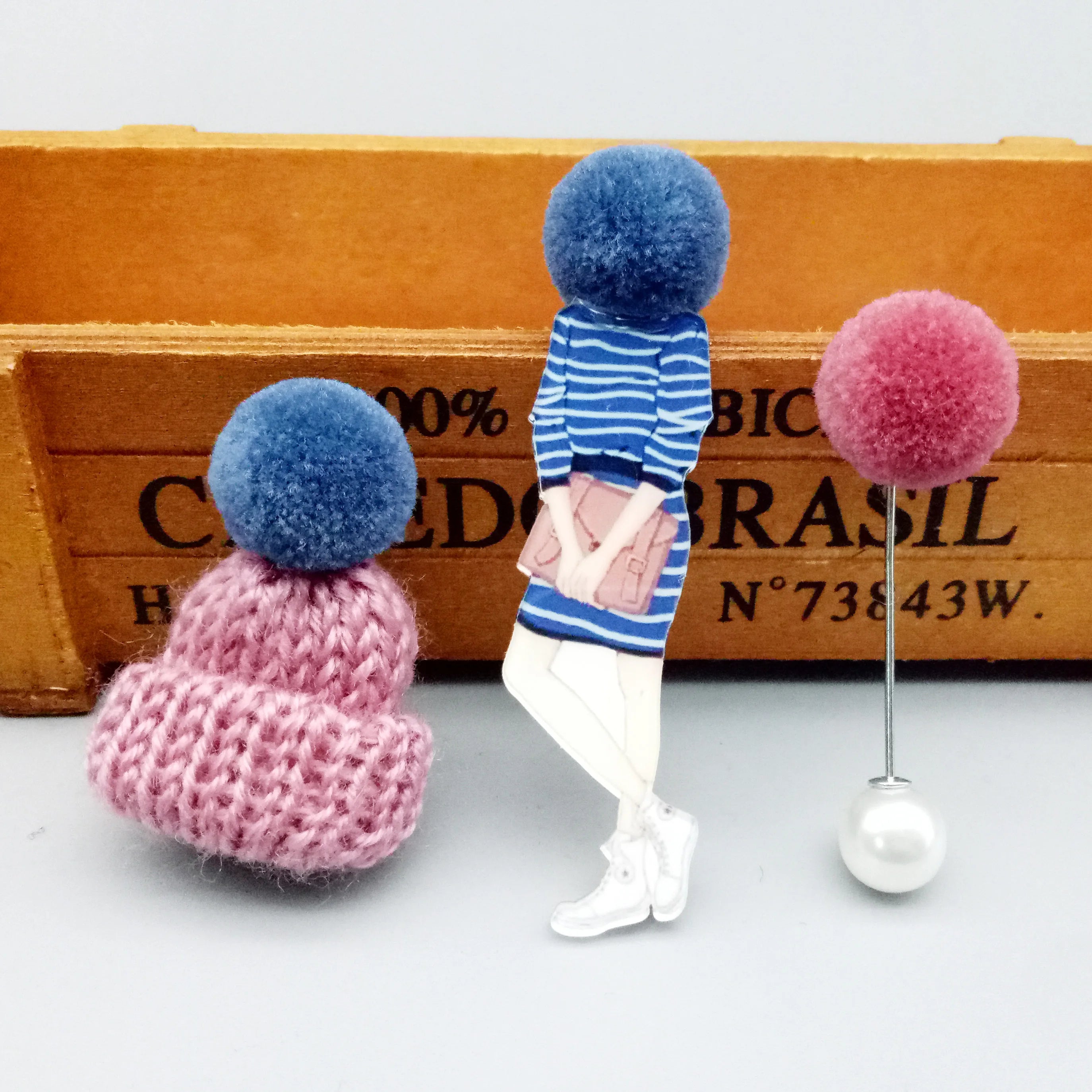 3PCS Set Wool Cap Girl Brooches for Women Acrylic Pins Boys Girls Pompom Bag Sweater Coat Jewelry Accessories Birthday Gift