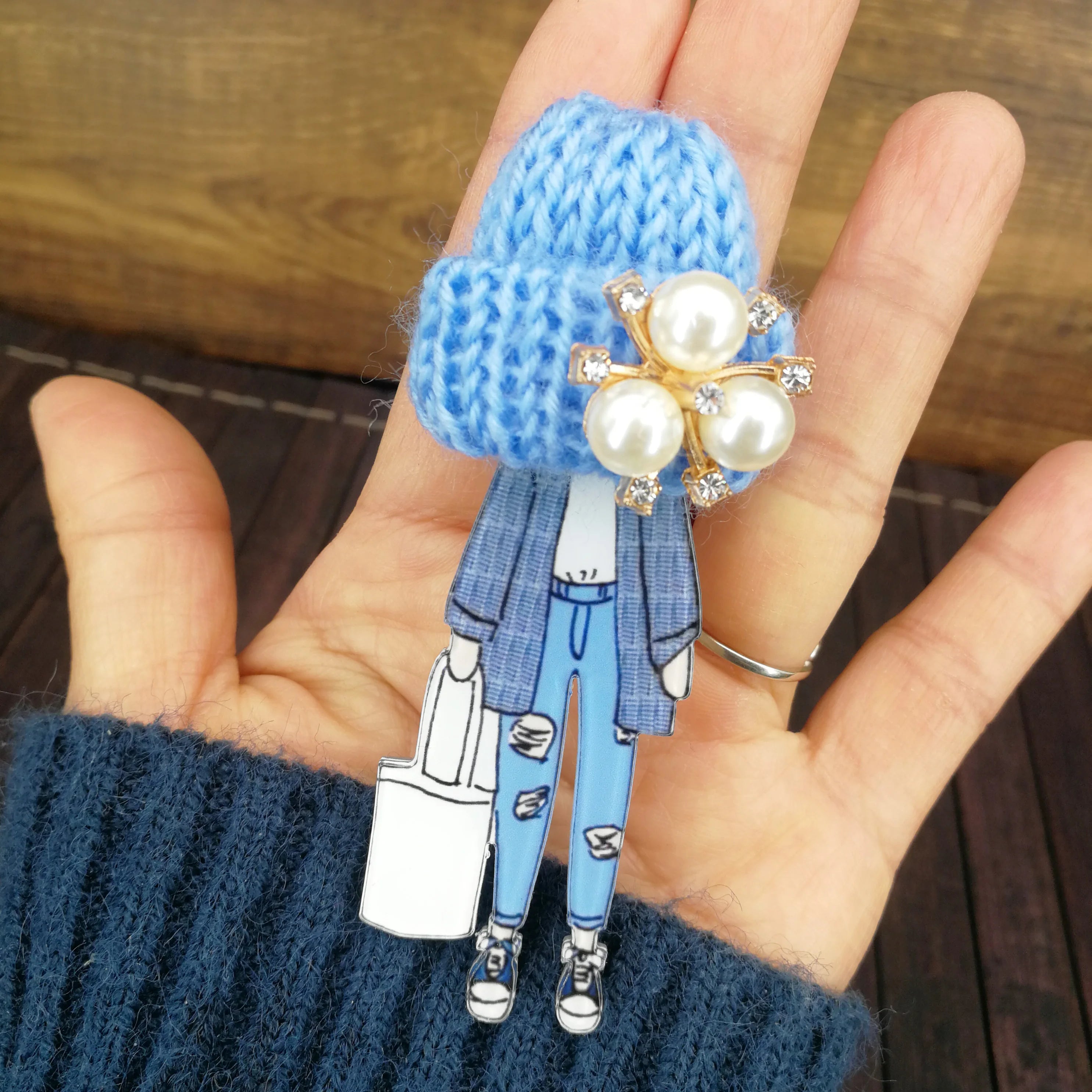 Girls Cute Brooches for Woman Wool Hat Crystal Pearl Cartoon Badges Brooch Pins Fashion Harajuku Pins Icons Gifts Drop-Shipping