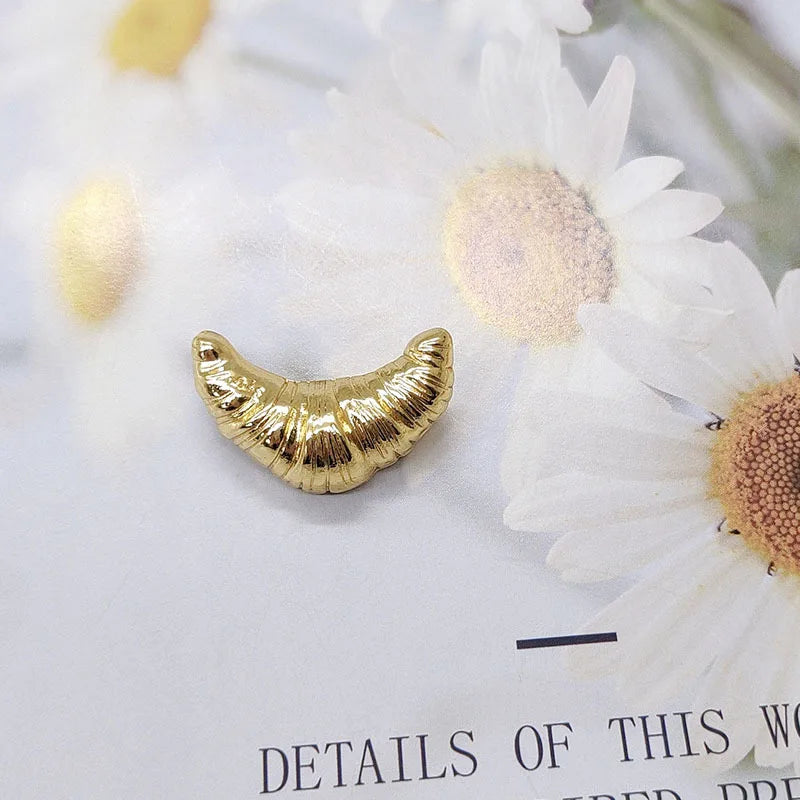 Fashion Croissant Brooches for Men Women Couple Metal Pins Silver Gold Color Korean Multi-function Vintage Luxury Jewelry Gifts